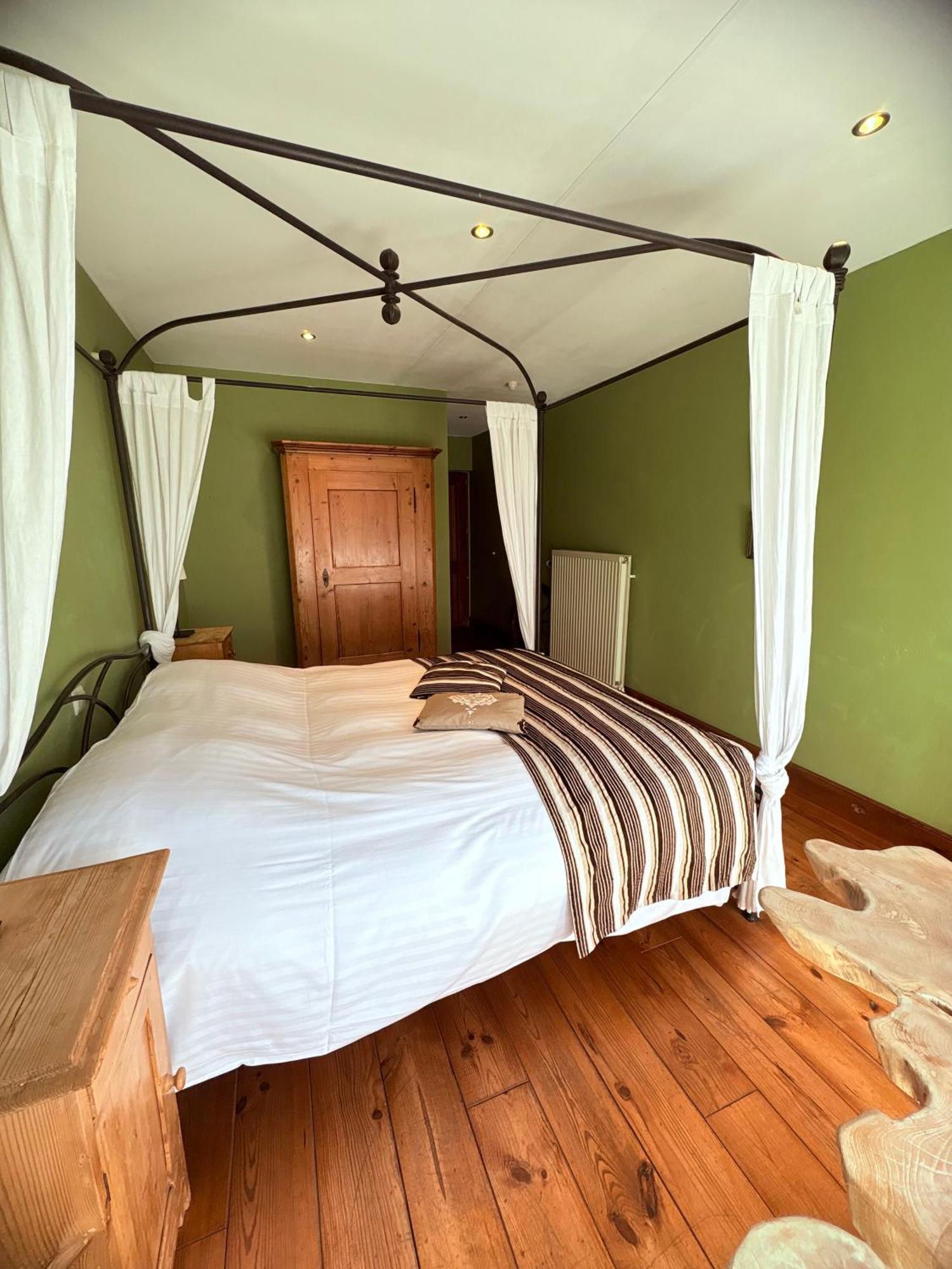 Comme A La Ferme Bed & Breakfast Durbuy Dış mekan fotoğraf